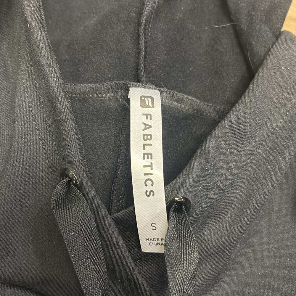 Fabletics dress - Picture 4 of 5
